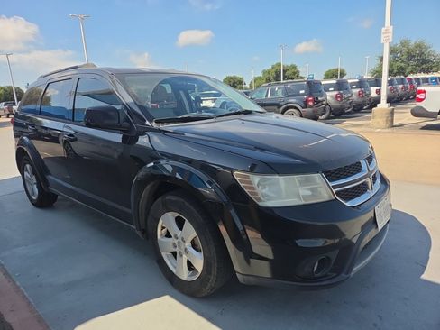 Used 2012 Dodge Journey SXT w/ Flexible Seating Group FWD image 4