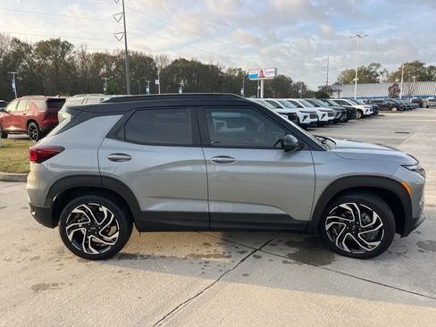Used 2024 Chevrolet TrailBlazer RS w/ Convenience Package image 10