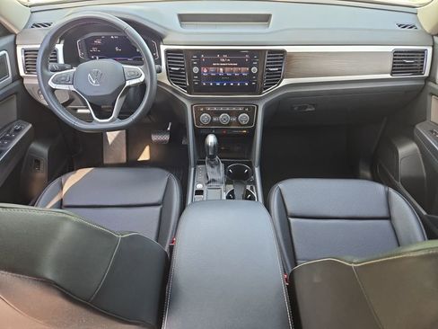Used 2023 Volkswagen Atlas SE image 20