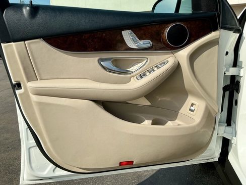 Used 2017 Mercedes-Benz GLC 300 image 41