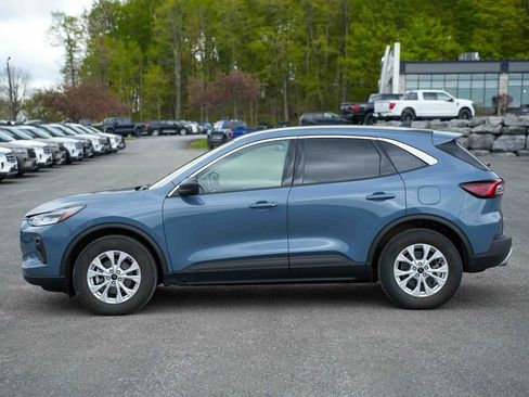 Used 2023 Ford Escape Active AWD/4WD image 8