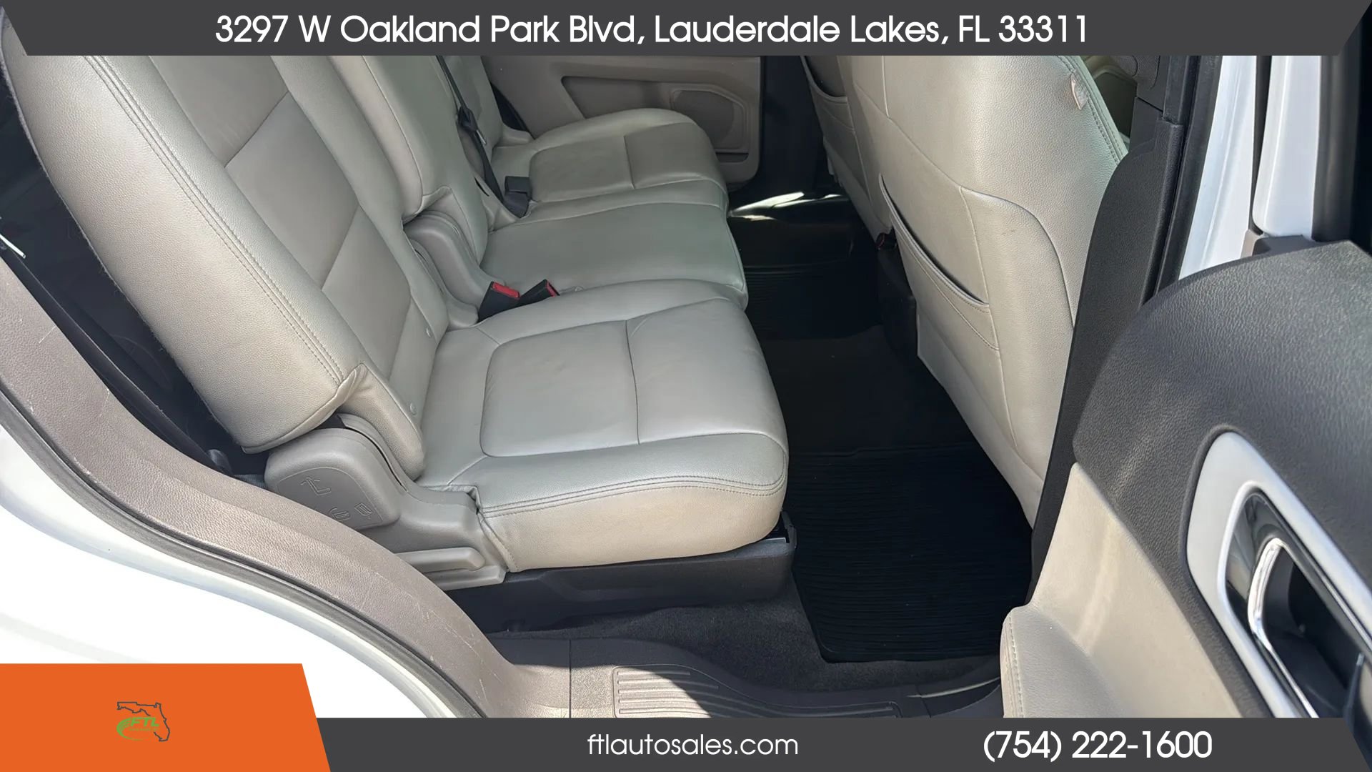 Used 2015 Ford Explorer XLT w/ Equipment Group 201B FWD image 32