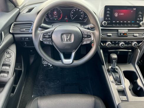 Used 2019 Honda Accord LX image 14