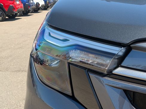 Certified 2025 Subaru Forester Premium AWD/4WD image 6