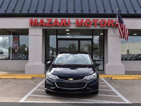 Used 2017 Chevrolet Cruze LS FWD image 8