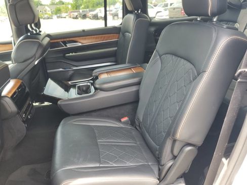 Used 2024 Jeep Grand Wagoneer L Series III AWD/4WD image 30