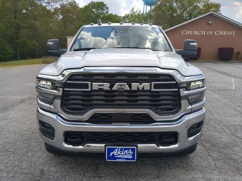 New 2026 RAM 3500 Tradesman AWD/4WD image 7