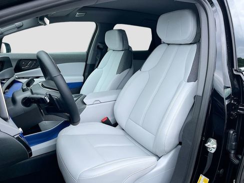 New 2026 Cadillac Optiq Luxury 1 w/ LPO, Floor Liner Package AWD/4WD image 15
