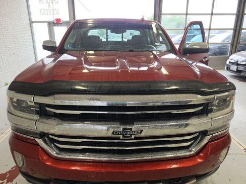 Used 2018 Chevrolet Silverado 1500 High Country image 2