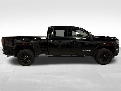 Used 2024 GMC Sierra 2500 AT4 w/ AT4 Premium Plus Package image 8