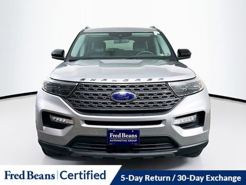 Used 2023 Ford Explorer XLT w/ Equipment Group 202A AWD/4WD image 2