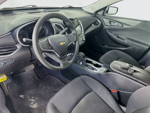 Used 2025 Chevrolet Malibu LT image 29