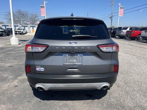 Used 2022 Ford Escape SE w/ Convenience Package image 3
