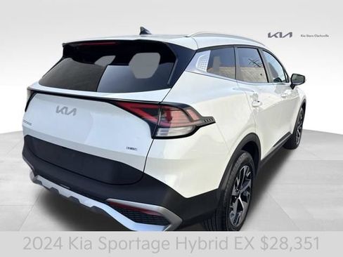 Certified 2024 Kia Sportage EX AWD/4WD image 8