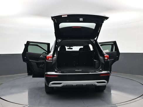 Used 2022 Mitsubishi Outlander SE AWD/4WD image 33