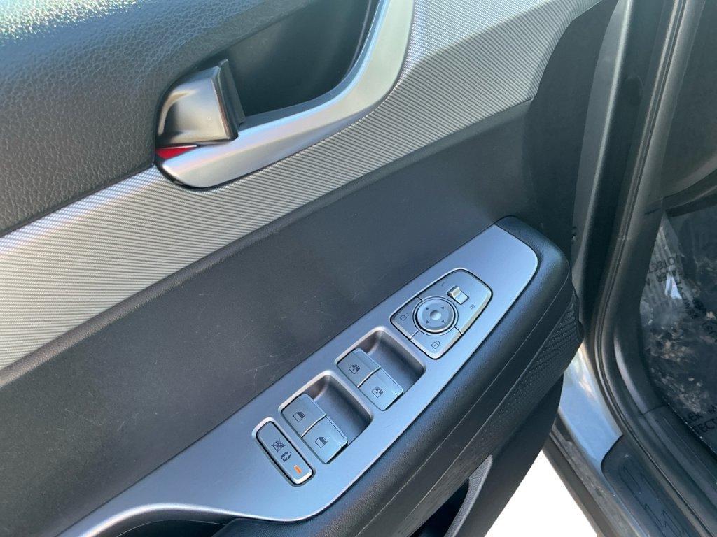 Used 2025 Hyundai Palisade SEL AWD/4WD image 16