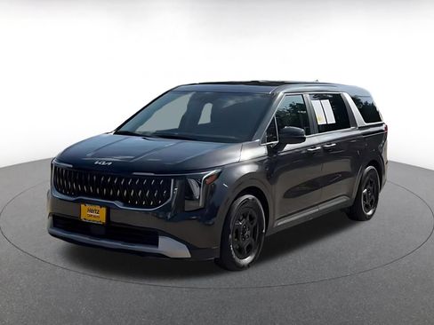 Used 2026 Kia Carnival FWD image 7