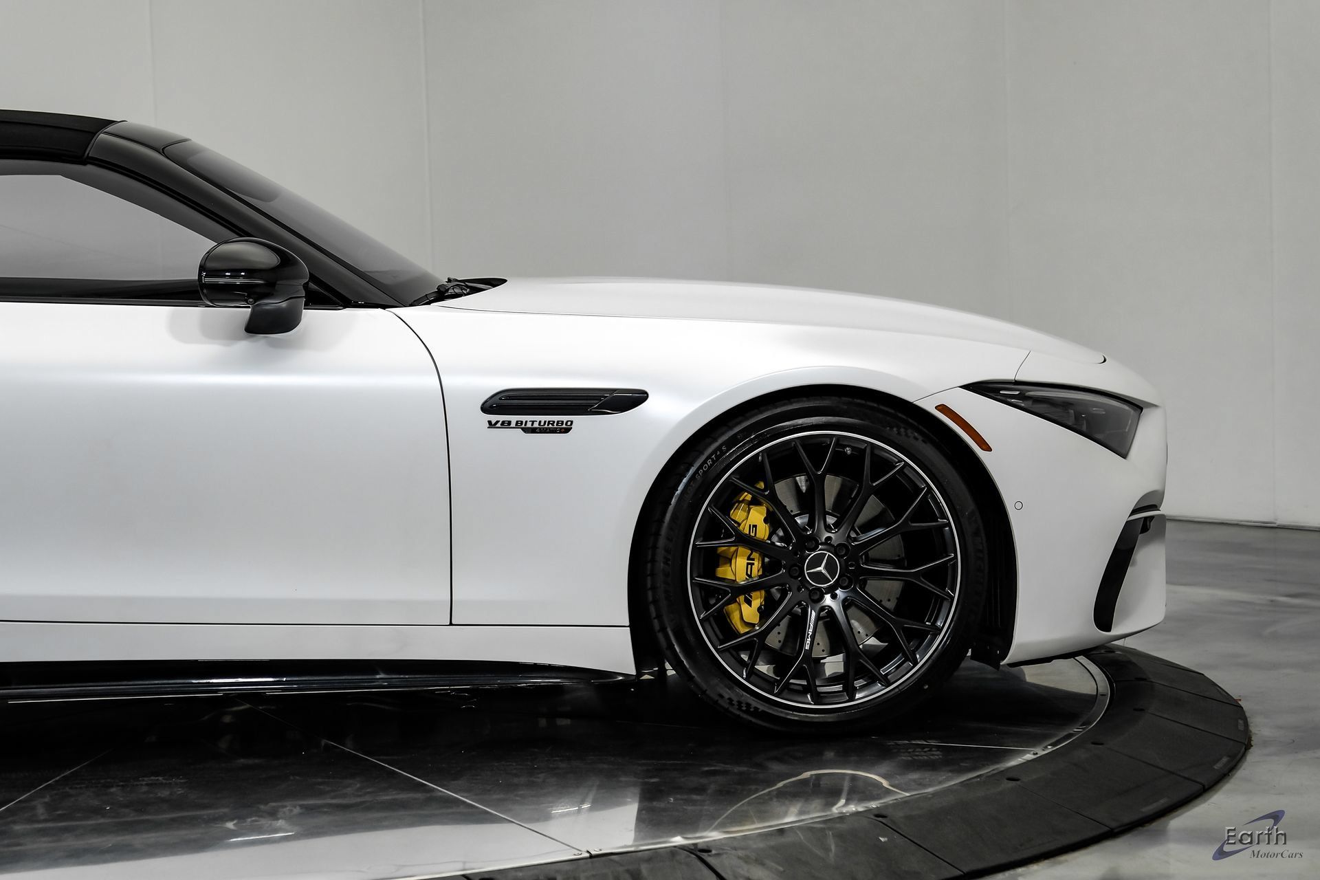 Used 2022 Mercedes-Benz SL 63 AMG 4MATIC image 22