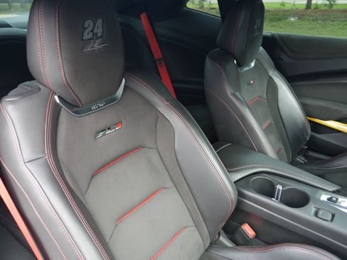 Used 2020 Chevrolet Camaro ZL1 RWD image 71