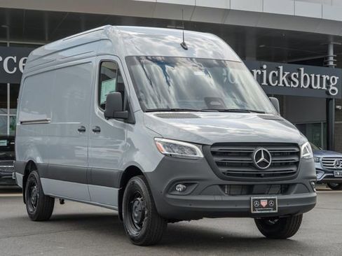 New 2026 Mercedes-Benz Sprinter 2500 image 1