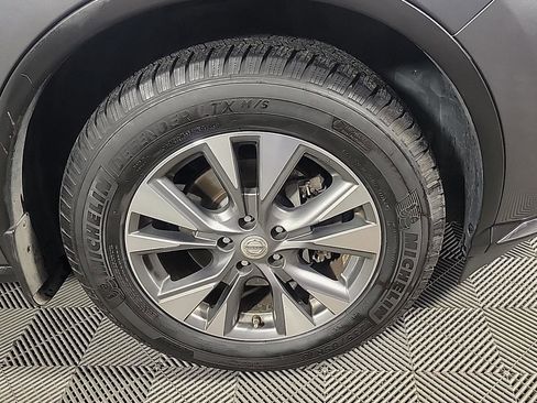 Used 2015 Nissan Murano SL w/ Cargo Package image 3