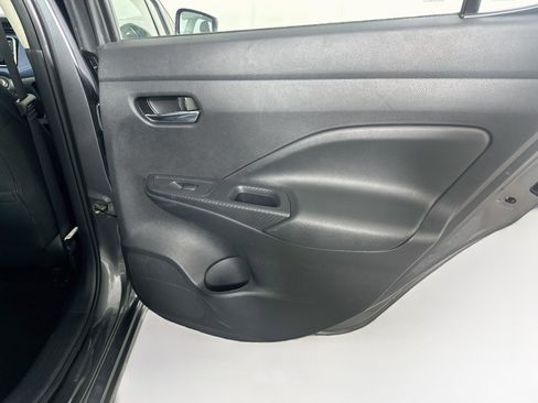 Used 2025 Nissan Versa SV FWD image 27