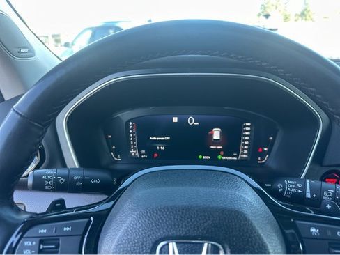 Used 2023 Honda Pilot Elite image 10