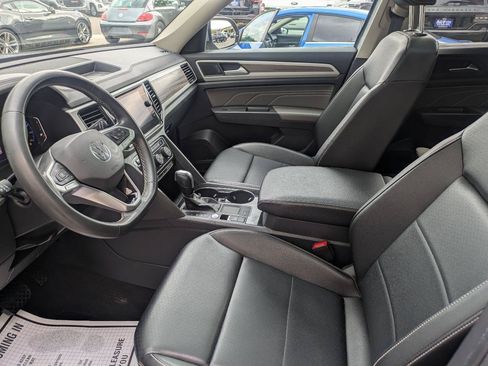 Used 2021 Volkswagen Atlas SEL FWD image 12