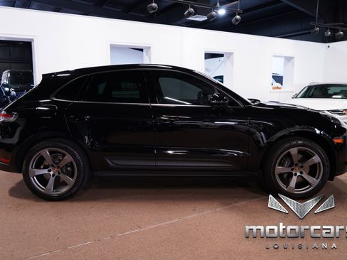 Used 2024 Porsche Macan w/ Premium Plus Package AWD/4WD image 8