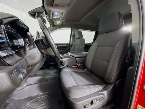 Used 2023 Chevrolet Silverado 1500 LT AWD/4WD image 15