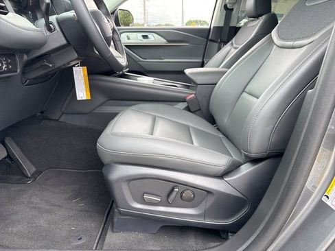 New 2025 Ford Explorer Active w/ Active Comfort Package image 28