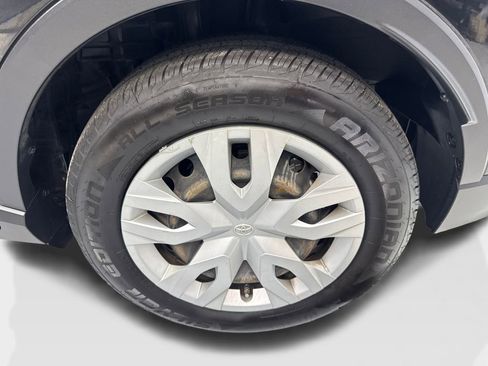 Used 2021 Toyota C-HR LE FWD image 86