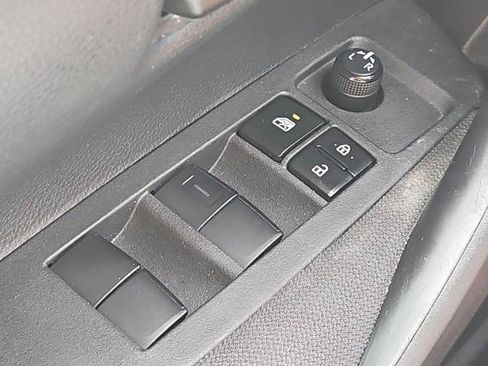 Used 2024 Toyota Corolla LE FWD image 21