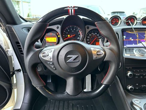 Used 2014 Nissan 370Z Touring w/ Sport Package image 11