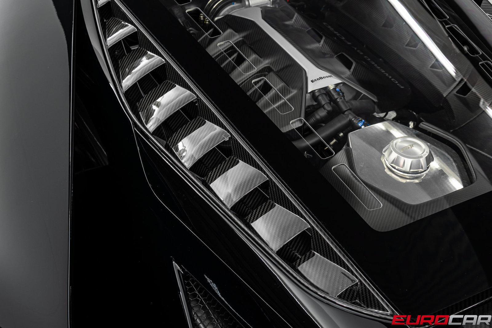 Used 2020 Ford GT Carbon Series RWD image 27