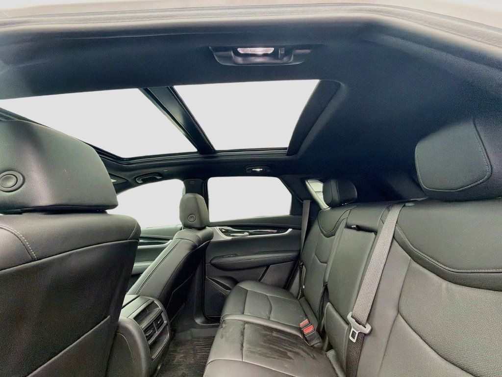 Used 2025 Cadillac XT5 Premium Luxury w/ Technology Package AWD/4WD image 26