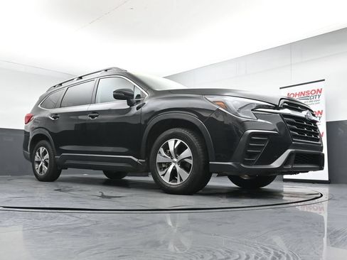 Used 2023 Subaru Ascent Premium AWD/4WD image 32