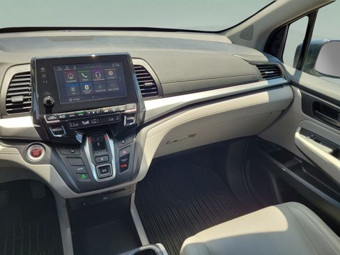 Used 2019 Honda Odyssey EX-L image 17