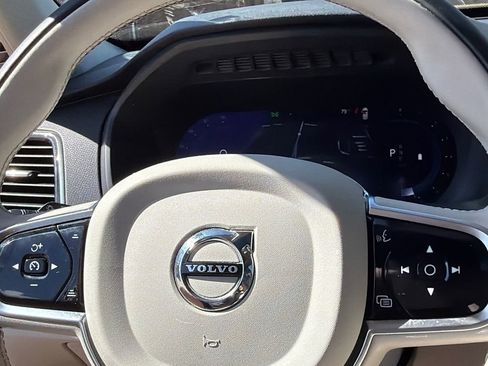 Used 2024 Volvo XC90 B6 Plus w/ Protection Package Premier image 18