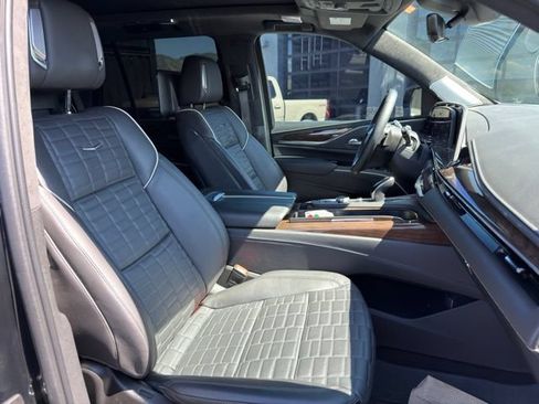 Used 2024 Cadillac Escalade Sport Platinum w/ LPO, Floor Liner Package AWD/4WD image 13