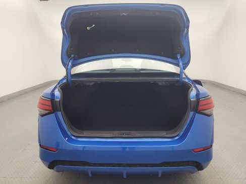 Used 2021 Nissan Sentra SV FWD image 29