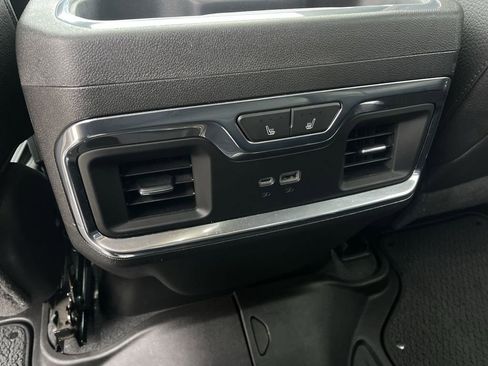 Used 2022 GMC Sierra 1500 Denali w/ Denali Reserve Package image 22