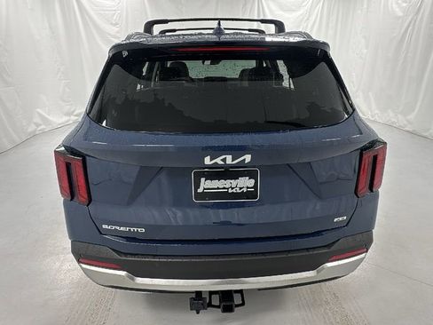 New 2026 Kia Sorento EX AWD/4WD image 4