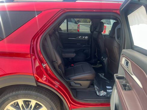New 2026 Ford Explorer Platinum RWD image 11