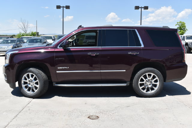 Used 2017 GMC Yukon Denali w/ Open Road Package AWD/4WD image 11