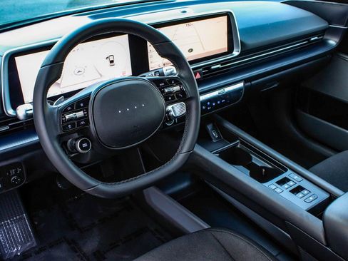 Used 2024 Hyundai Ioniq 6 SE image 14