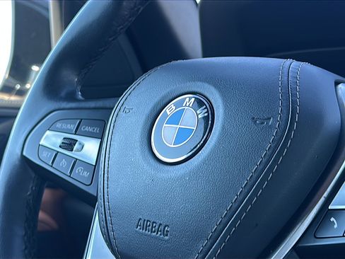 Used 2022 BMW X5 xDrive40i w/ Premium Package image 29