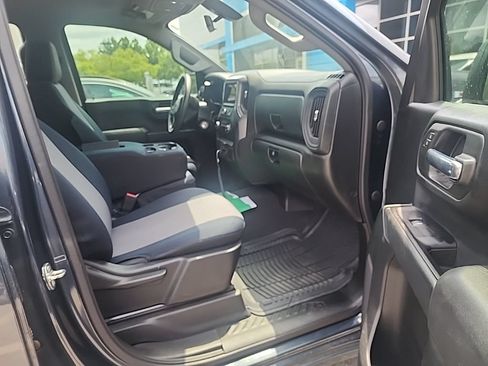 Used 2019 Chevrolet Silverado 1500 Custom Trail Boss w/ Infotainment Package AWD/4WD image 13