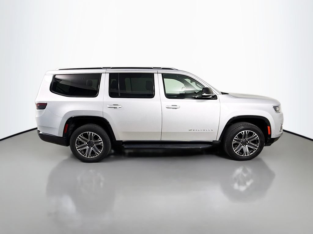 Used 2023 Jeep Wagoneer Series II AWD/4WD image 8