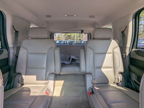 Used 2017 Chevrolet Tahoe LT image 10